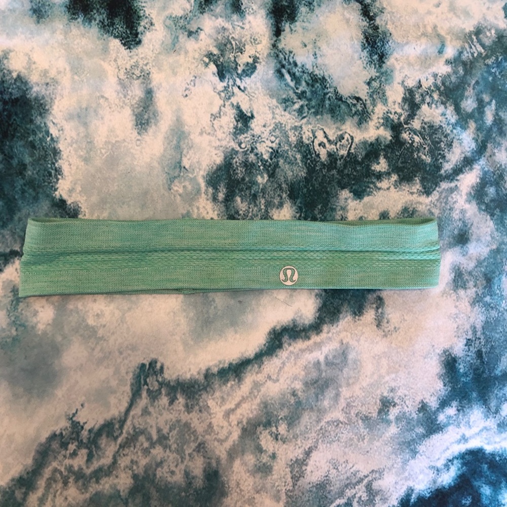 Lulu lemon Turquoise headband